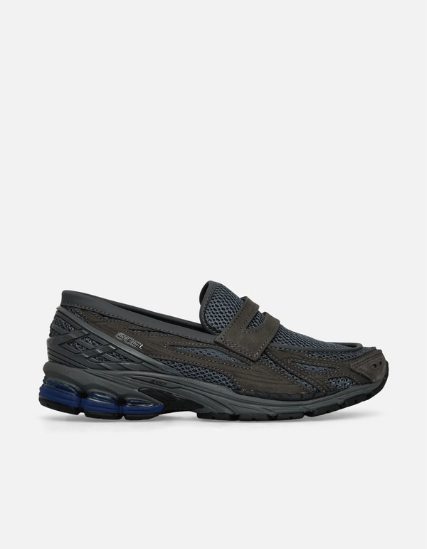 1906l Sneakers