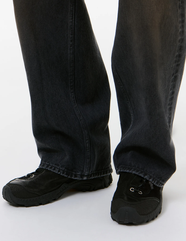 Gabe-Stealth Black Leather