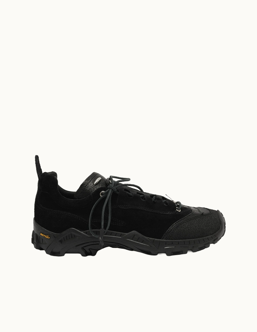 Gabe-Stealth Black Leather