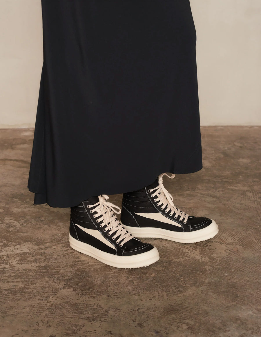 Vintage High Sneakers — Black/Milk