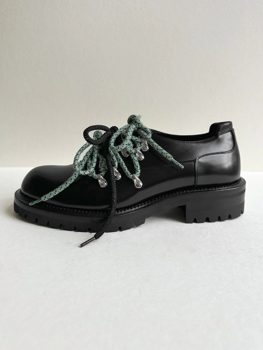 Mountain Derby Black